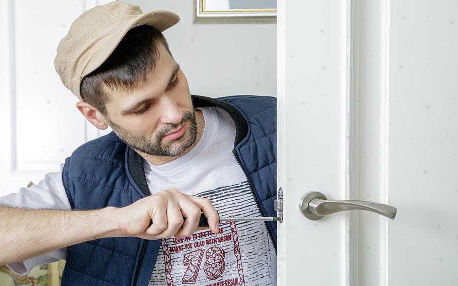 serrurier pour dépannage de nuit Ponthévrard