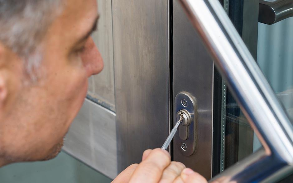 serrurier assistance dépannage serrurerie Paris 17